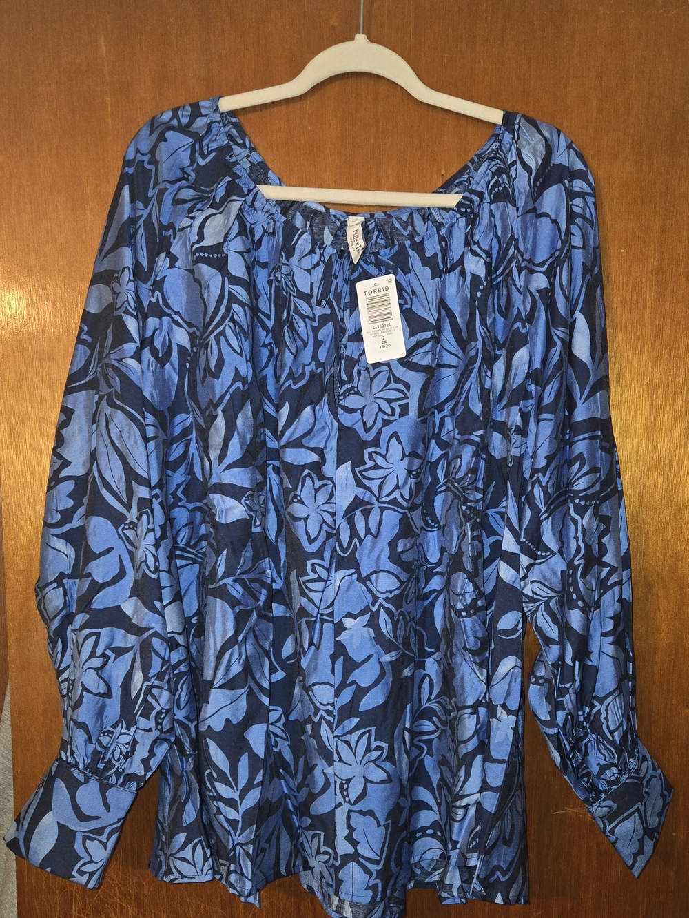 torrid Blue Floral Peasant Tunic Top Size 2 (16/18)